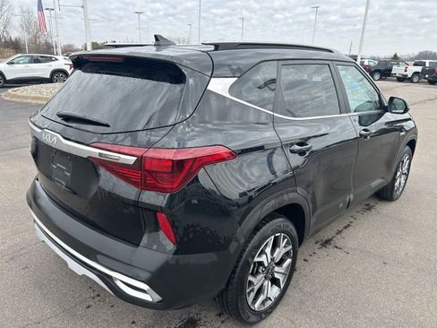 Used 2023 Kia Seltos EX image 5