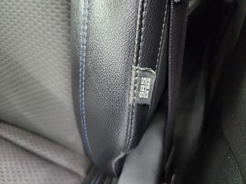 Used 2024 Jeep Compass Latitude image 42