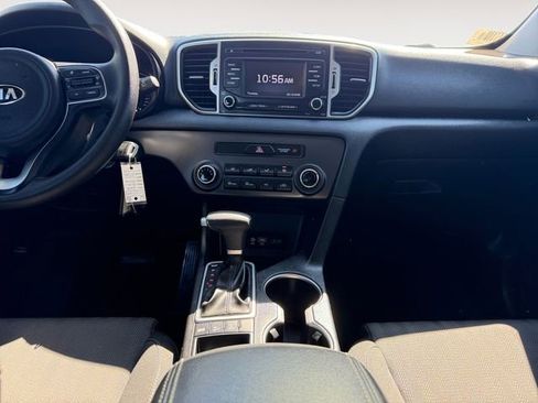 Certified 2019 Kia Sportage LX AWD/4WD image 9