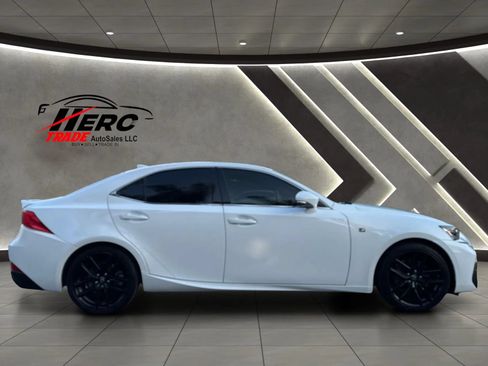 Used 2017 Lexus IS 200t F Sport w/ F Sport Package RWD image 3