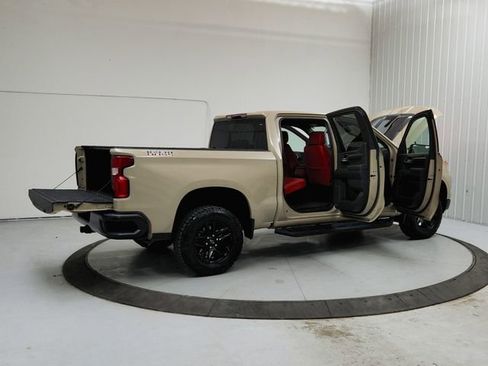Used 2023 Chevrolet Silverado 1500 LT Trail Boss w/ Protection Package AWD/4WD image 15