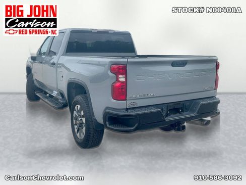 Used 2024 Chevrolet Silverado 2500 Custom w/ Custom Value Package AWD/4WD image 5