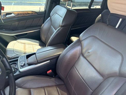 Used 2014 Mercedes-Benz GL 450 4MATIC image 8