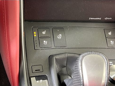 Used 2022 Lexus IS 350 F Sport image 19