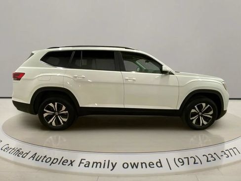 Used 2024 Volkswagen Atlas SE FWD image 6
