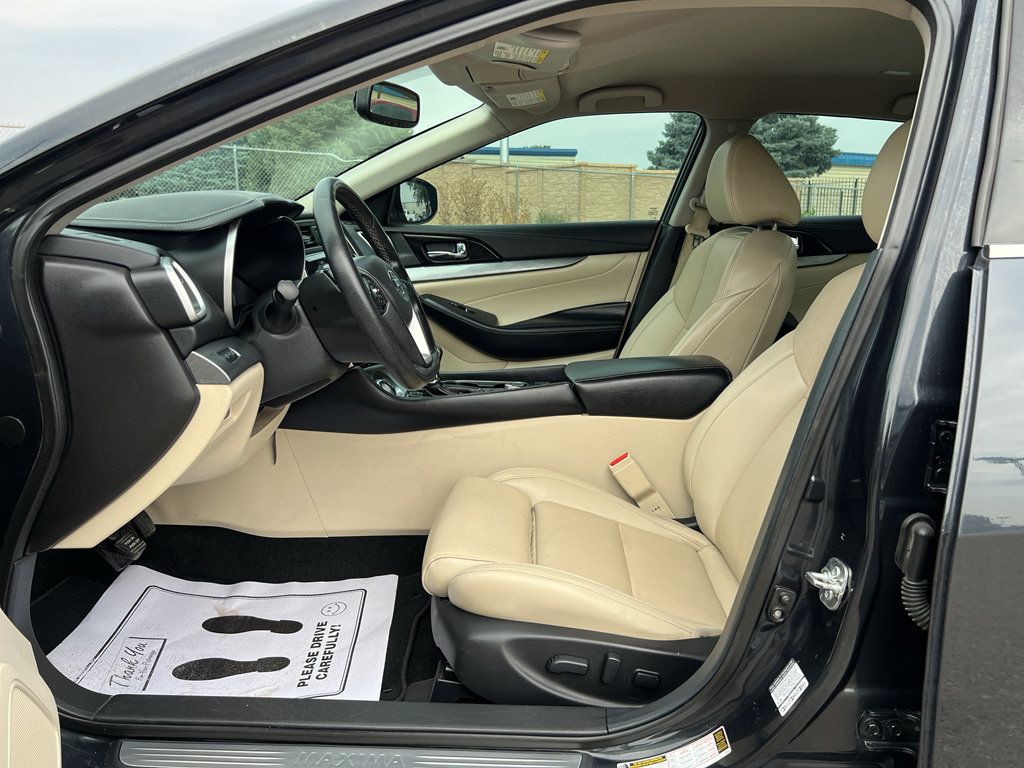 Used 2016 Nissan Maxima 3.5 SV FWD image 9