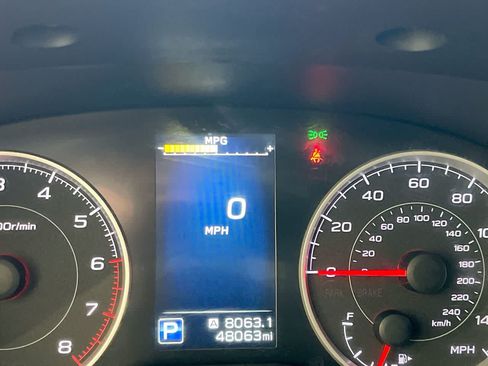 Used 2022 Subaru Ascent Premium w/ Convenience Package AWD/4WD image 15