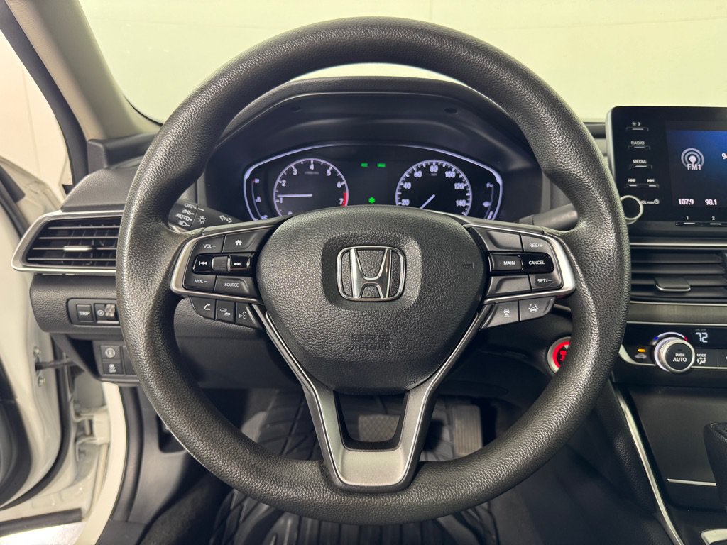 Used 2018 Honda Accord LX image 13