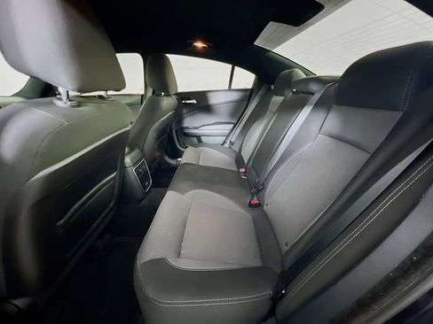 Used 2016 Dodge Charger SE AWD/4WD image 12