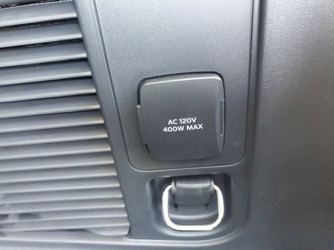 New 2026 Lincoln Navigator Reserve AWD/4WD image 33