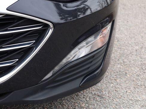 Used 2023 Chevrolet Malibu LT image 18