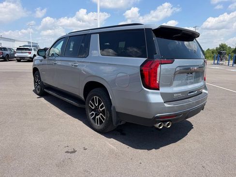 Used 2023 GMC Yukon XL AT4 AWD/4WD image 8