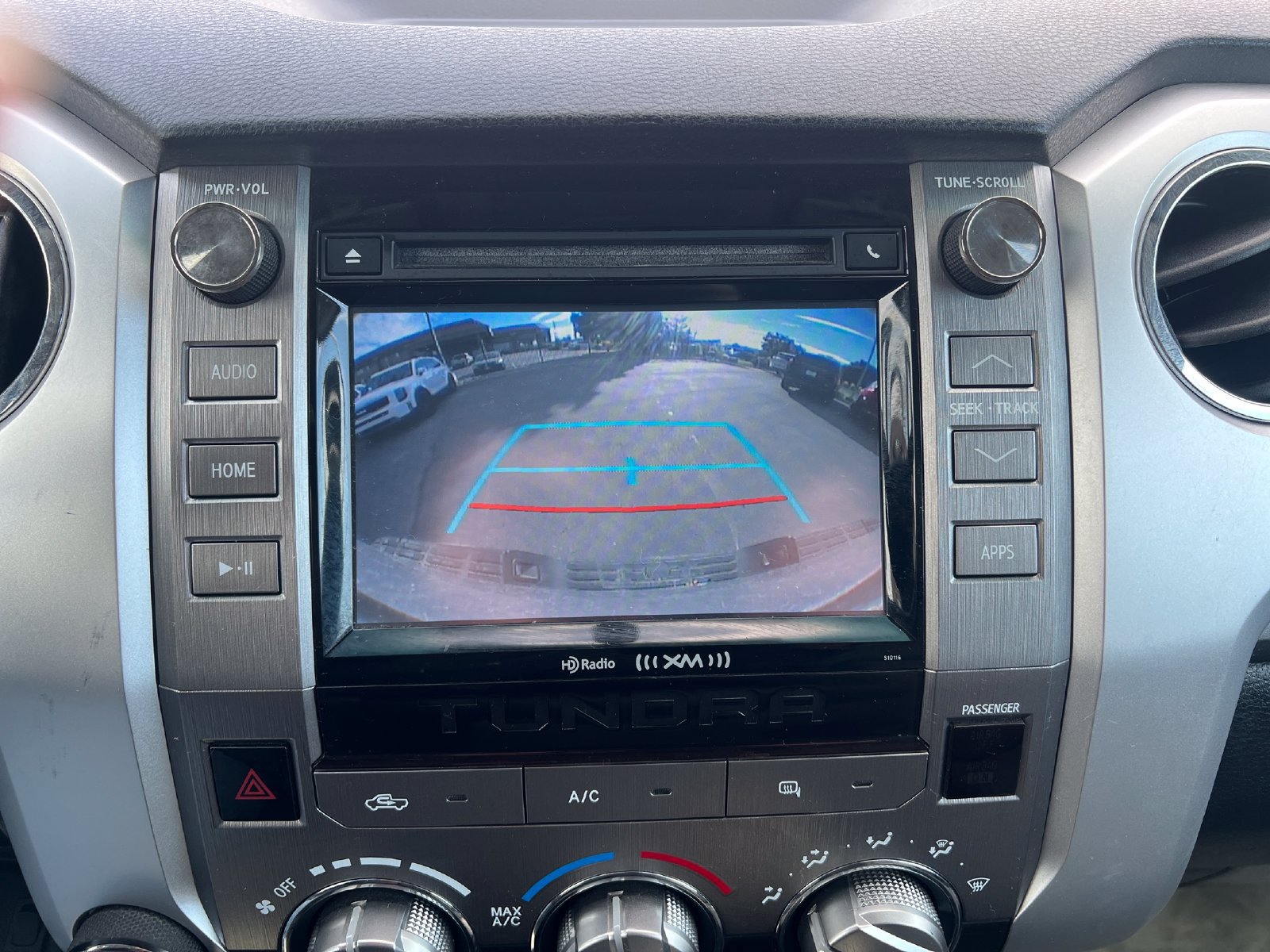 Used 2016 Toyota Tundra SR5 AWD/4WD image 16