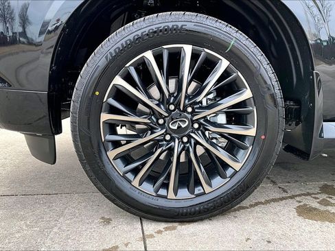 New 2026 INFINITI QX80 Autograph w/ Premium Cargo Package image 12