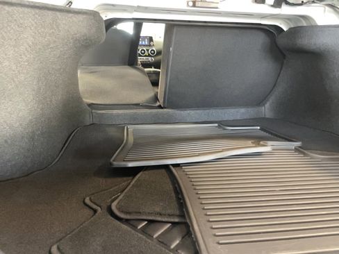 Used 2024 Nissan Sentra S image 18