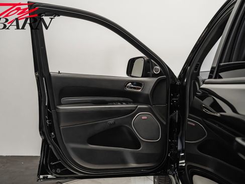Used 2018 Dodge Durango SRT w/ SRT Interior Appearance Group image 20