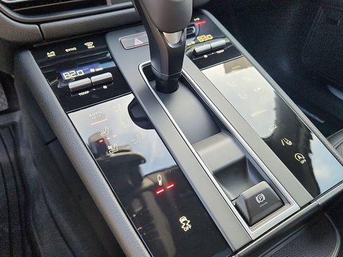 New 2026 Porsche Macan S image 14