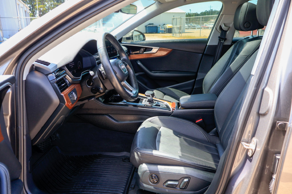 Used 2022 Audi A4 2.0T Premium Plus AWD/4WD image 7