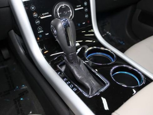 Used 2014 Ford Edge Limited w/ Equipment Group 302A image 17