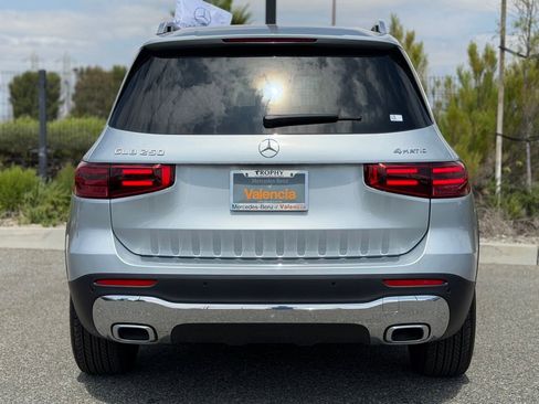 Used 2026 Mercedes-Benz GLB 250 4MATIC image 9