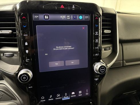 Used 2025 RAM 2500 Big Horn image 25