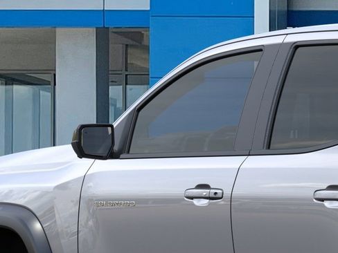 New 2026 Chevrolet Colorado ZR2 w/ Technology Package AWD/4WD image 12