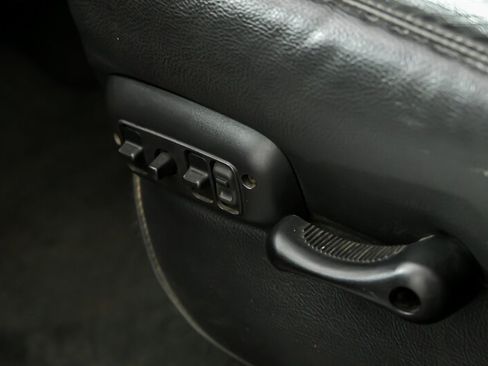 Used 2003 Dodge Ram 3500 Truck ST image 22