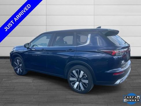Used 2025 Mitsubishi Outlander SE FWD image 6