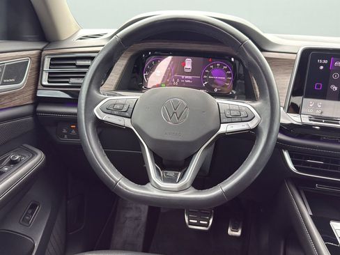 Used 2024 Volkswagen Atlas SEL Premium R-Line AWD/4WD image 12