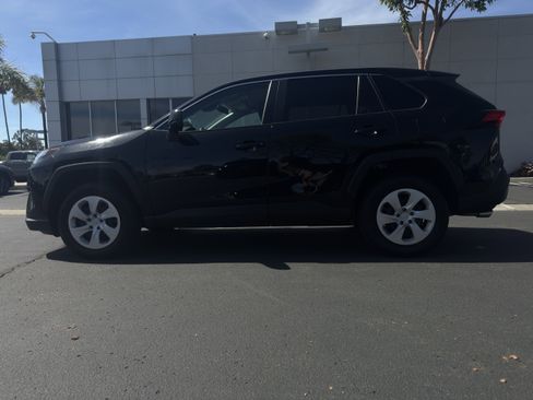 Used 2024 Toyota RAV4 LE image 10