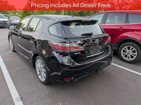Used 2013 Lexus CT 200h w/ Premium Pkg w/Navigation FWD image 4
