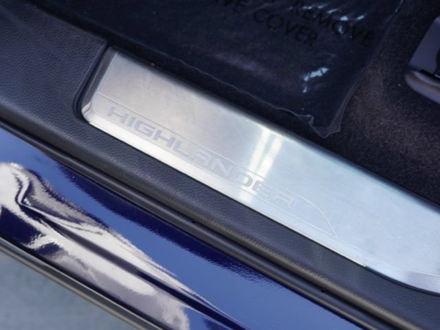 Certified 2026 Toyota Highlander Platinum AWD/4WD image 54