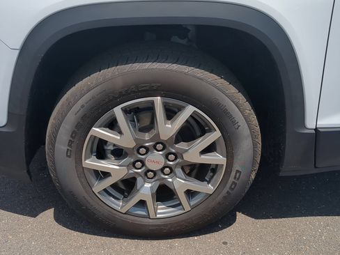 Certified 2023 GMC Acadia SLE w/ Driver Convenience Package AWD/4WD image 31