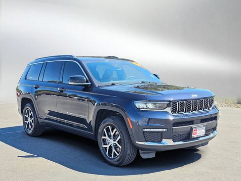 Used 2024 Jeep Grand Cherokee L Limited w/ Trailer Tow Package AWD/4WD image 7