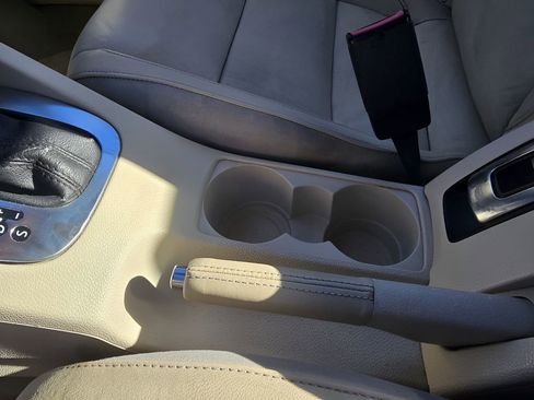 Used 2012 Volkswagen Eos Lux image 19