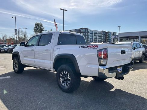 Used 2021 Toyota Tacoma TRD Off-Road image 6