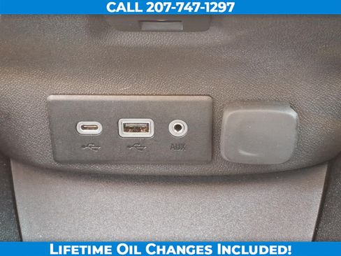 Used 2024 Chevrolet Malibu LT FWD image 18