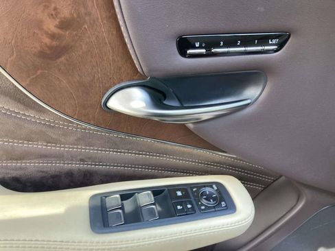 Used 2019 Lexus LS 500 w/ Accessory Package (Z2) image 11