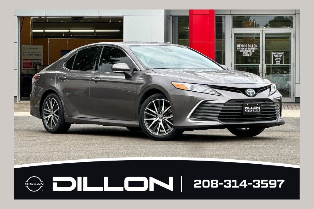 Used 2024 Toyota Camry XLE w/ Cold Weather Package FWD 360° Tour