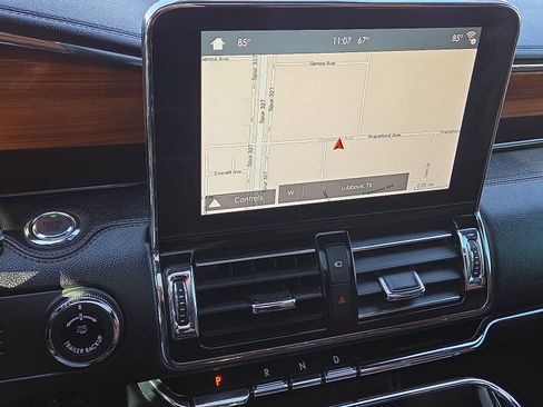 Used 2019 Lincoln Navigator L Reserve image 13