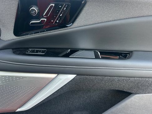 Certified 2025 Cadillac Optiq Sport 2 AWD/4WD image 20
