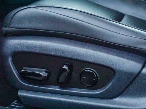 Certified 2023 Lexus ES 250 w/ Premium Package image 21