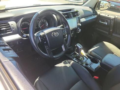 Used 2024 Toyota 4Runner TRD Off-Road Premium w/ Off Road Premium Plus Package AWD/4WD image 6