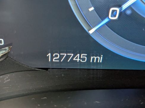 Used 2019 Cadillac Escalade Luxury AWD/4WD image 20