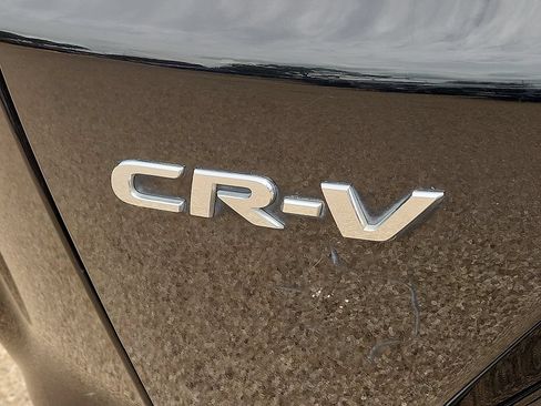 Used 2017 Honda CR-V EX image 9