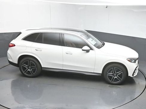 Used 2026 Mercedes-Benz GLC 300 GLC 300 image 50
