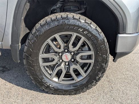 Used 2020 GMC Sierra 1500 AT4 w/ AT4 Premium Package image 12