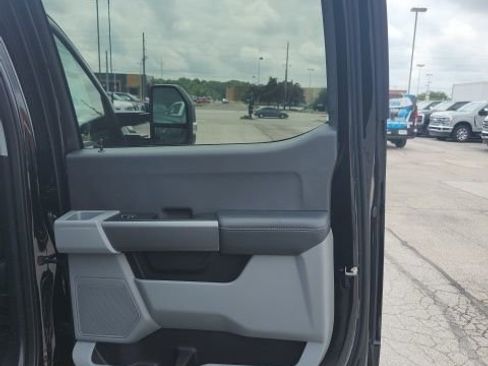 New 2025 Ford F350 XLT w/ 360-Degree Camera Package image 31