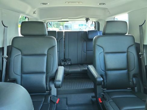 Used 2019 Chevrolet Tahoe Premier AWD/4WD image 17
