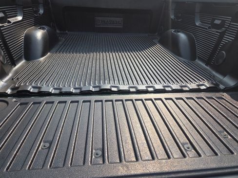Used 2015 Chevrolet Silverado 1500 LTZ w/ LTZ Plus Package AWD/4WD image 20